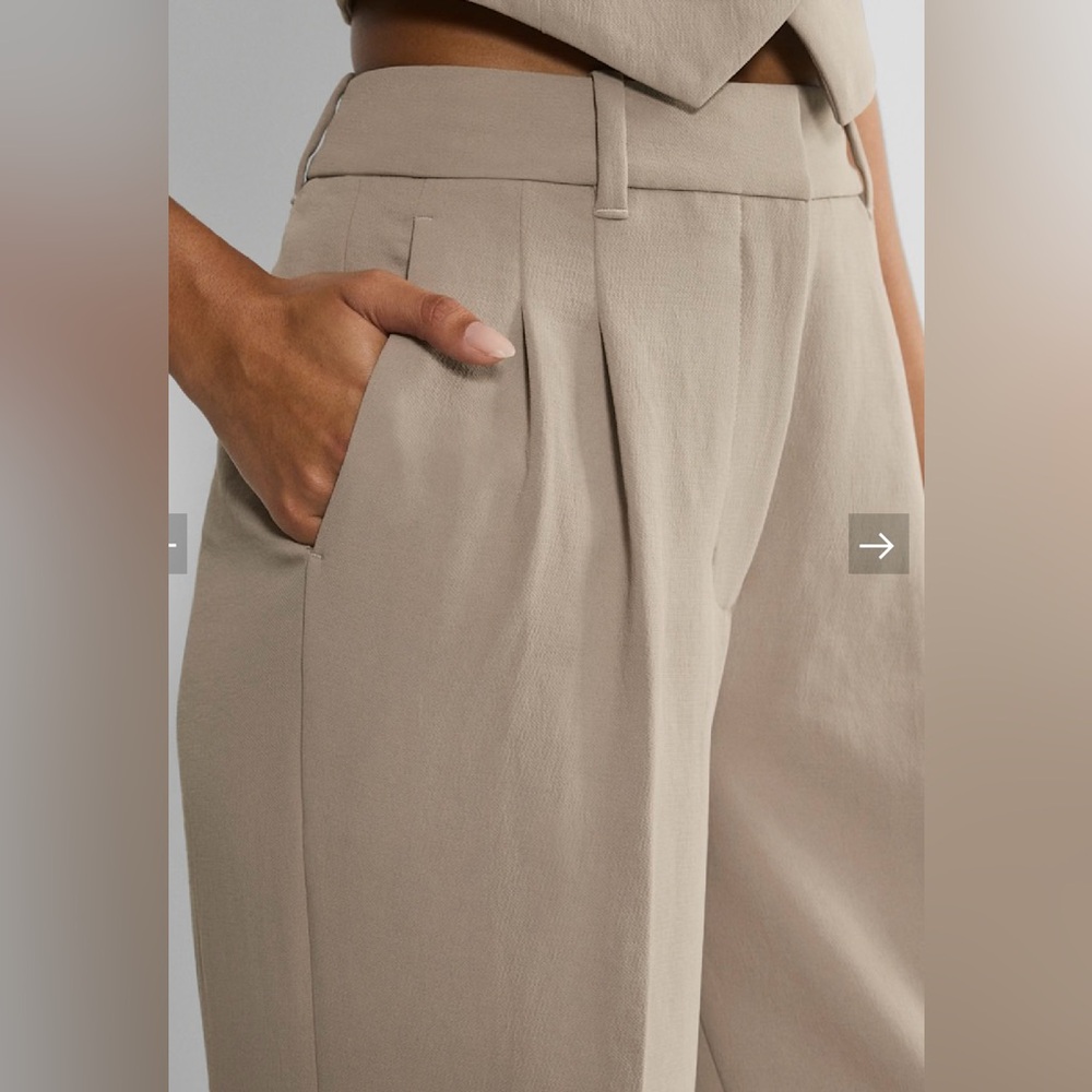 NWT Aritzia The Effortless Pant -High-Wasted,Wide-Leg Japanese Crepe Trousers - Picture 3 of 16